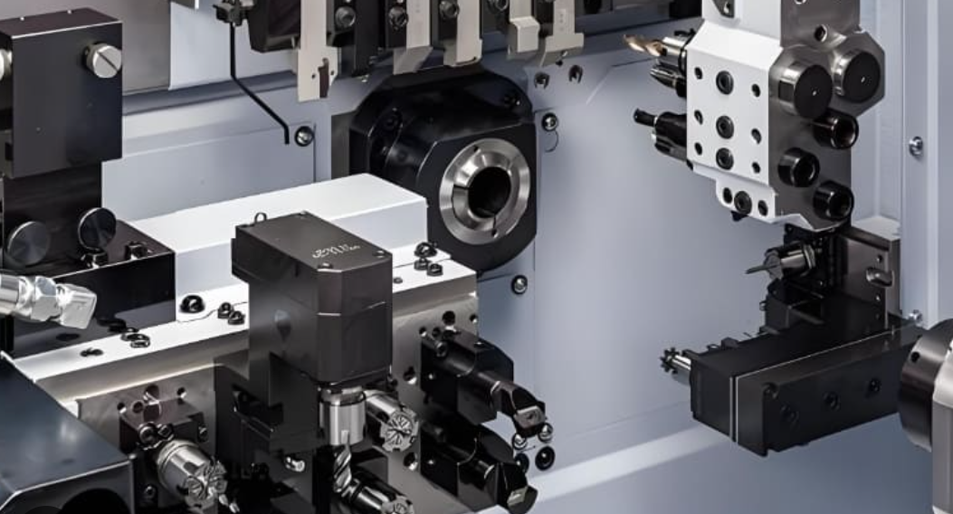 「CNC常見加工材料完整解析：金屬、塑膠與複合材料特性與應用指南」